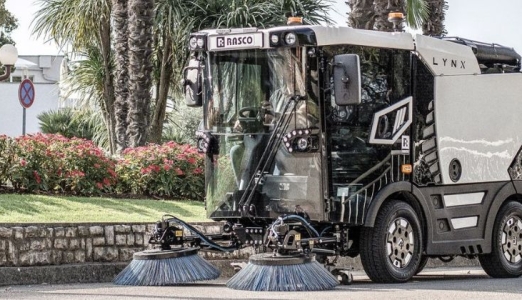 LYNX 2000 rental